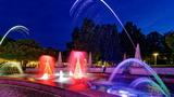Die illuminierten Wasserspiele sind ein ganz besonderer Höhepunkt im Kurpark