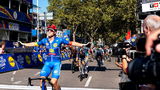 Nach 176 Kilometern gewinnt Jonathan Milan die erste Etappe der Lidl Deutschland Tour 2024 von Schweinfurt nach Heilbronn.
